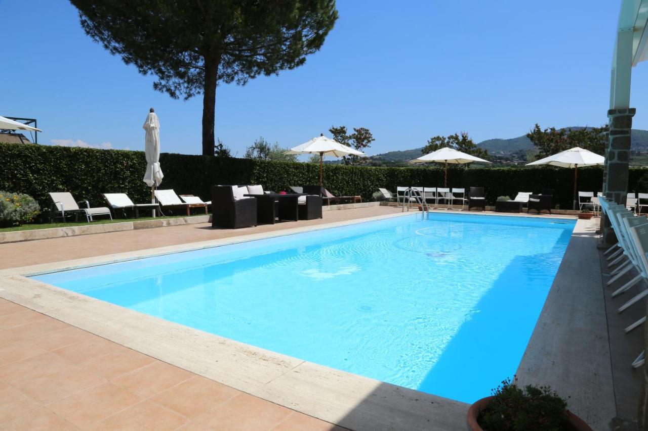 Tenuta Di Pietra Porzia Monte Porzio Catone Екстер'єр фото